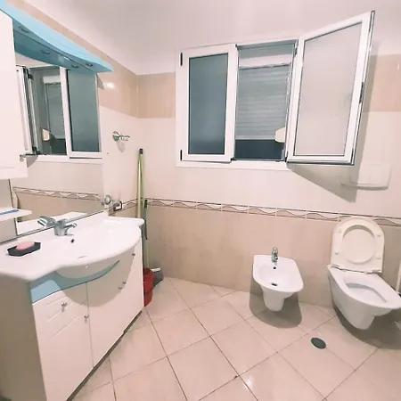 Laura For Rent View Feeling Villa